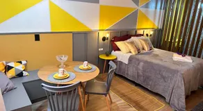 La vita hospedaria studio amarelo - Image 2