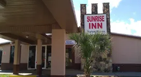 Sunrise Inn - Bradenton - Image 5