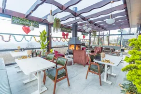 Poison Garden Suite & SPA - Image 4