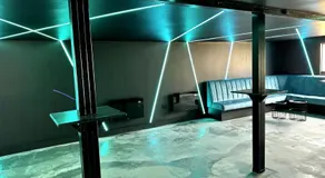 The Social Club - The Ultimate Experience - Sleeps 20 With Own Private Club - Image 5