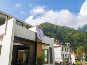 Yunqi Jingsu Hotel - Image 5