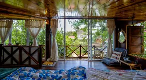 HomeTa Homestay - Image 2