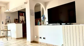 Pink House - Image 5