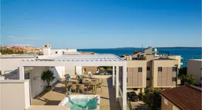 Mandre Sunset Luxury Suites - Image 3