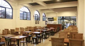 Bu Sepuh GuestHouse - Image 2