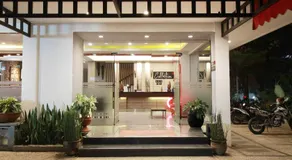 Collection O Pasteur Near Paris Van Java Mall Formerly Sweet Karina - Image 4