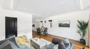 Luxurious 4-Bed Home, Sleeps 12, Free Parking - Image 2