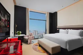 Radisson Red Yangzhou Slender West Lake - Image 2