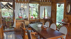 Badjoeri Ethnic Wooden Homestay - Image 5