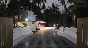 4 Acre Woods Farm Stay - Image 4