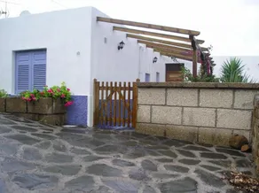 Rural house with shared terrace, jacuzzi, Wifi, swimming pool in Fasnia - Image 4
