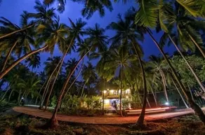 SaffronStays Suvarna Sangam riverfront villa with boat rides, candlelight dinners & backwater views in Udupi - Image 4