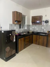 Tranquil Stay - Mountain View, 2BHK Flat - Image 3
