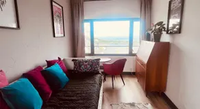 Appartement duplex rénové, plein bourg, vue mer - Image 2