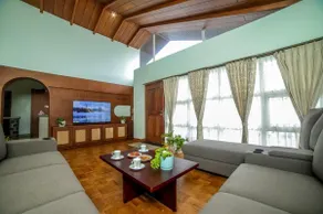 The Lake House - Image 2