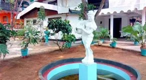 Saranga Holiday Inn - Image 4