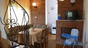 House Sophie - Image 5