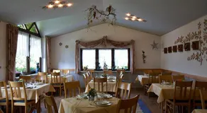 Maischeider Hof - Image 5