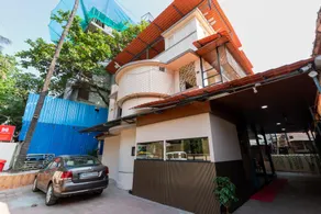 Hotel Metroplex Near BKC - Image 5