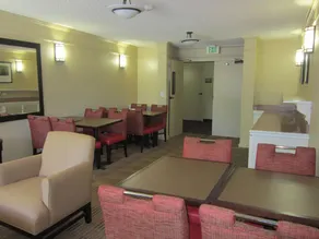 Extended Stay America Suites - Fremont - Fremont Blvd South - Image 4