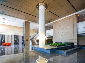 Golden Island Business Hotel - Image 2