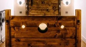Casa Amor - Adult Only Jacuzzi Suite - Image 3