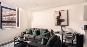 Contemporary 1 Bed Apartment in Central Preston - Image 4