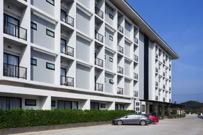 Le Park Hotel - Image 5