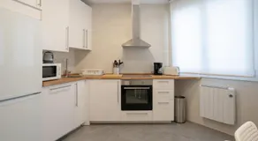 Bilbao High Apartment - Image 2