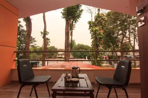 SUNSHINE RESORT - Image 2