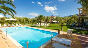 Chrisa Hotel - Image 2