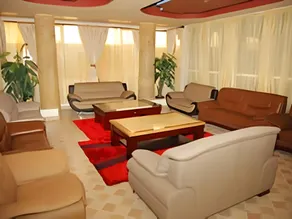 Pearl Palace Hotel - Image 4