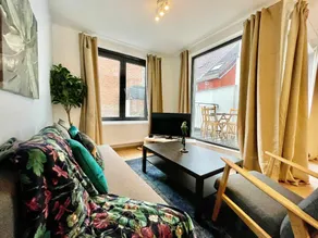 Luxury 2BR 2BA Near Fashion District by Oneluxstay - Image 2