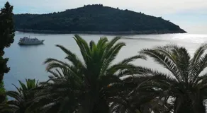 Seaview Apartment in Cavtat Dalmatia with Garden - Image 5