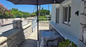 Anastasia's garden house - Image 3