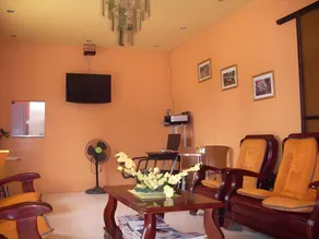 Tiza Manor Inn - Image 3