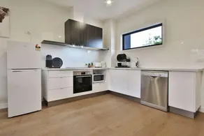 Quality Apartments Dandenong - Image 4