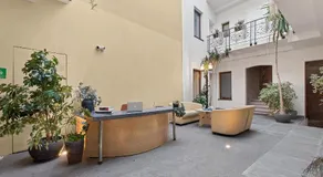 Schloss Haus Boutique - Image 3