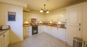 Oak Barn, Westfield Country Grns, Braunston - Image 3