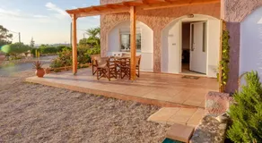 Seashore Apartments - Image 3