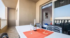 Apartamento vacacional \"Apartamento en el Médano\" cerca de la playa con Wi-Fi y piscina compartida - Image 3