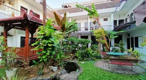 Yutaka Inn Global Juanda - Image 2