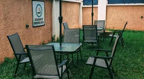 Cedarwood Apartments - Image 5