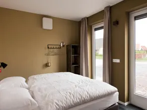 Holiday home with sauna and hot tub - Image 4