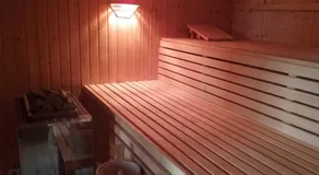 Appartamento con sauna, giardino e terrazza - Image 3