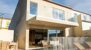 Silveira Bay Lounge Retreat - Image 4