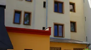Pension Duel - Image 3