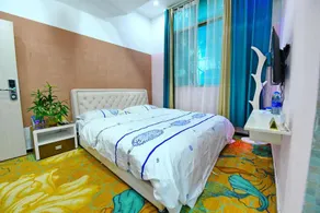 Yiliang Victoria Theme Hotel - Image 2