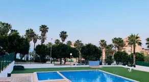 Holiday with a sea view - Image 4