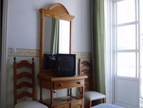 Nuevo Hotel - Image 5